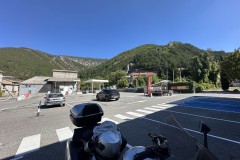 Pause in Serres. Wie überall wenig los