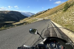 Unten im Tal liegt Jausiers